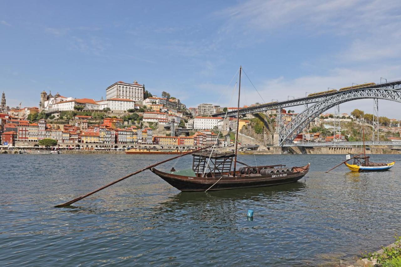 Flh Porto Spacious Apartment With Balcony Luaran gambar