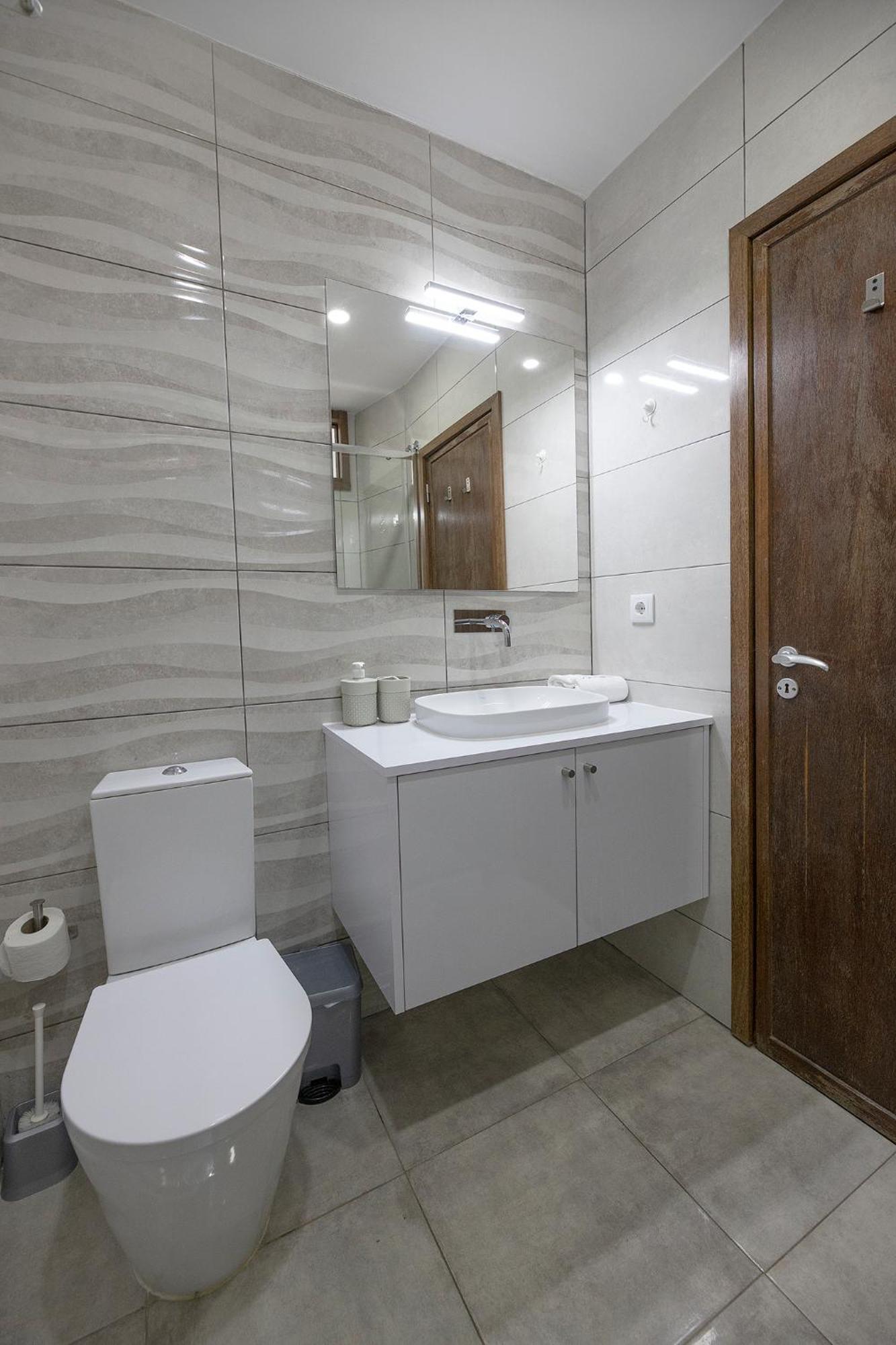 Flh Porto Spacious Apartment With Balcony Luaran gambar