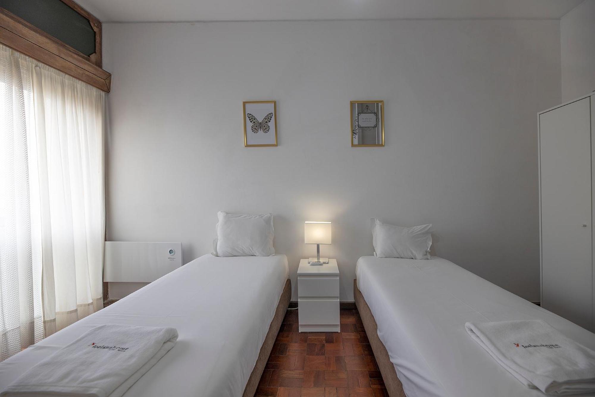 Flh Porto Spacious Apartment With Balcony Luaran gambar