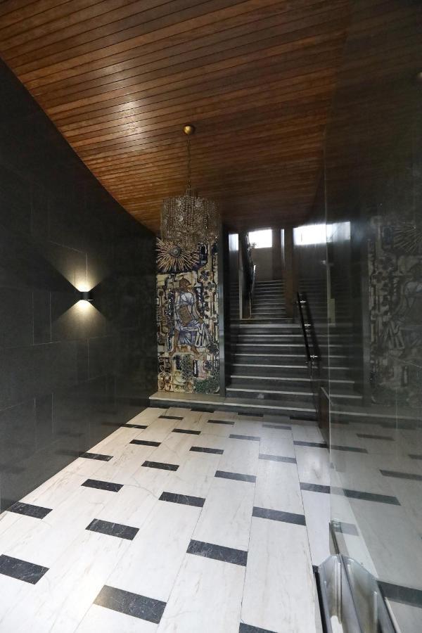Flh Porto Spacious Apartment With Balcony Luaran gambar